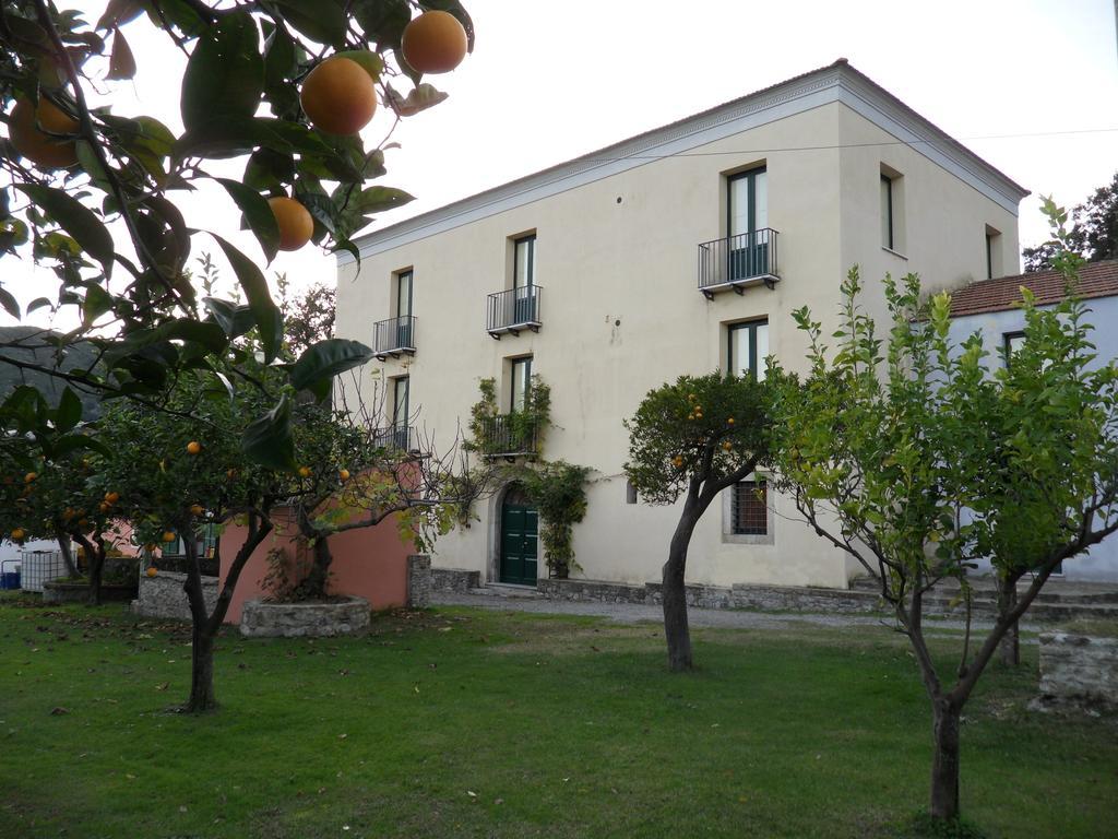 Barone Gr Macri Agriturismo Modi 게라스 외부 사진